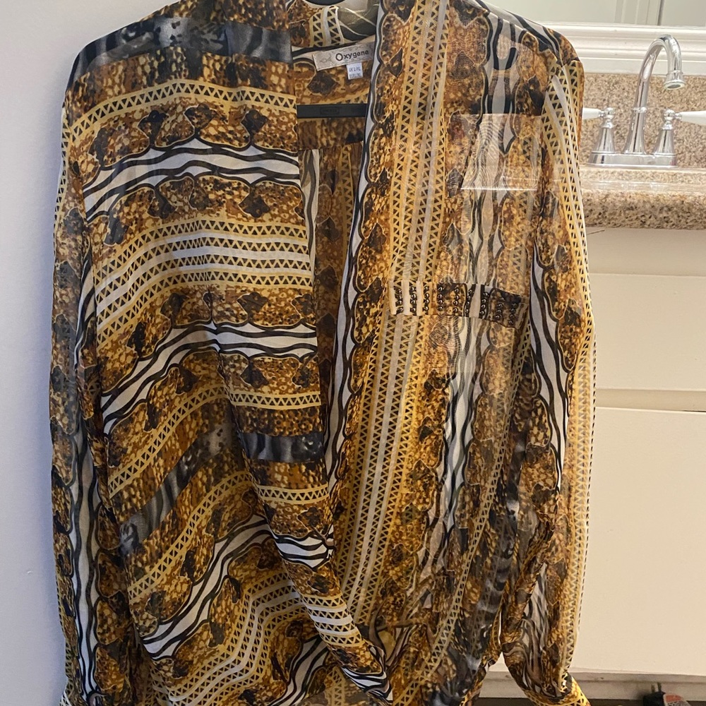 Women chains print oxygene shirt